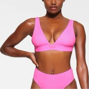 Skims Recycled Swim Plunge Bikini Top - 2X